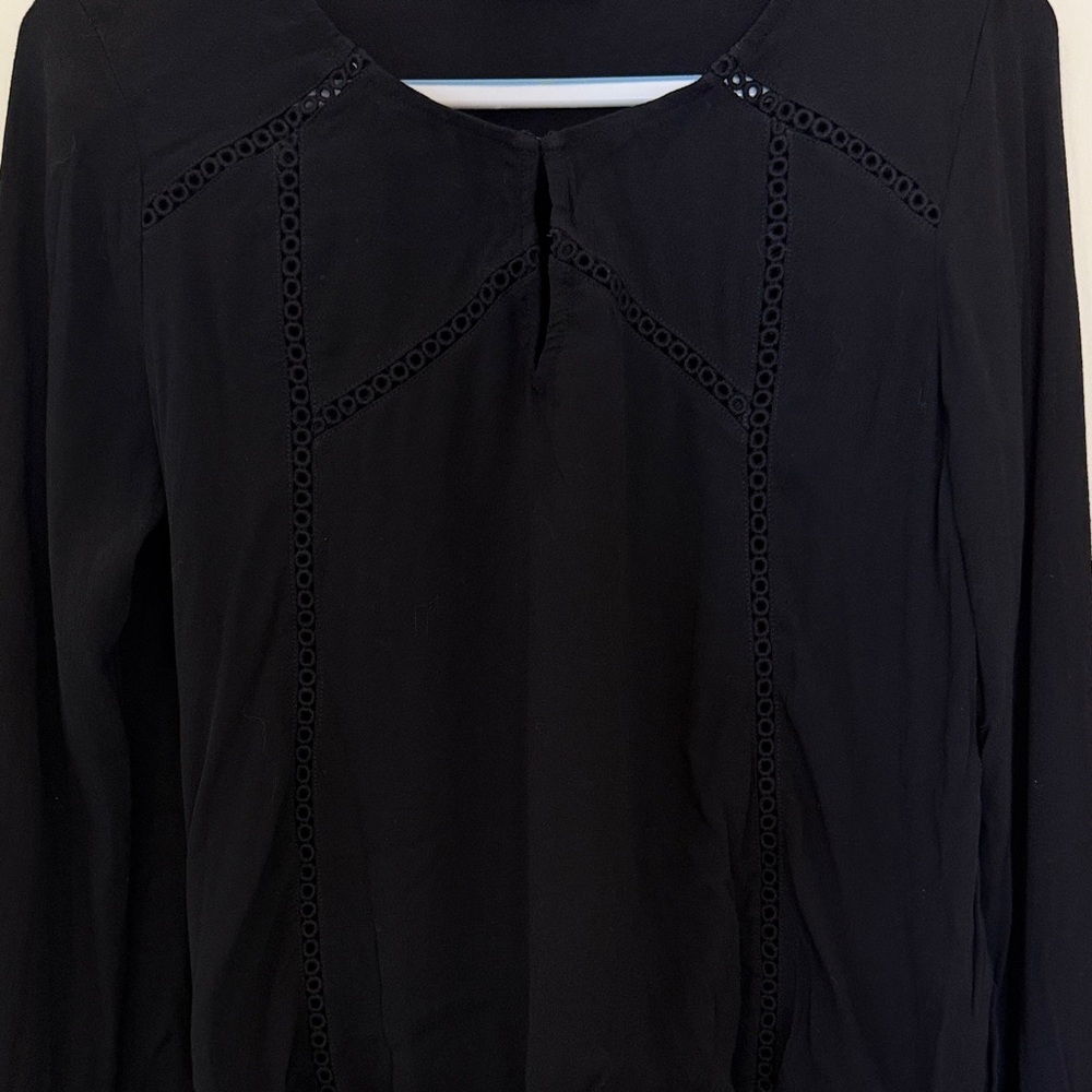 ASTR Women's Black Eyelet Long Sleeve Blouse Size Small - Picture 3 of 9